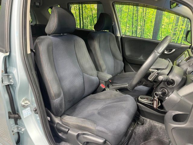 HONDA FIT HYBRID 2013 Image 31