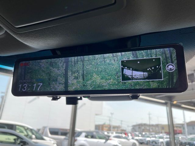 TOYOTA LANDCRUISER PRADO 2023 Image 31