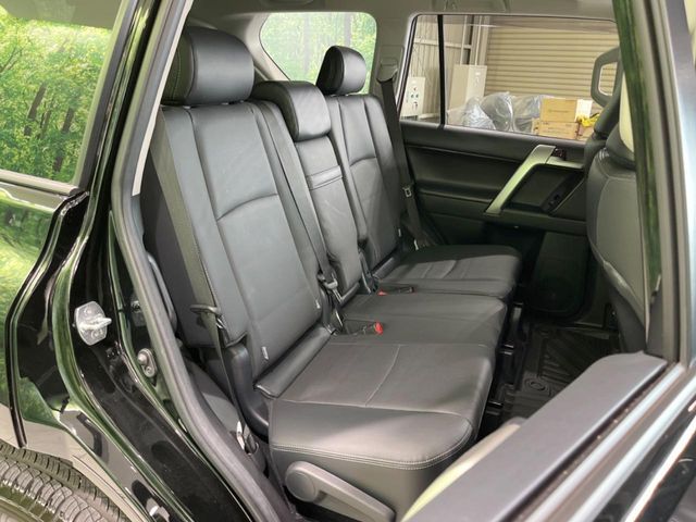 TOYOTA LANDCRUISER PRADO 2023 Image 31
