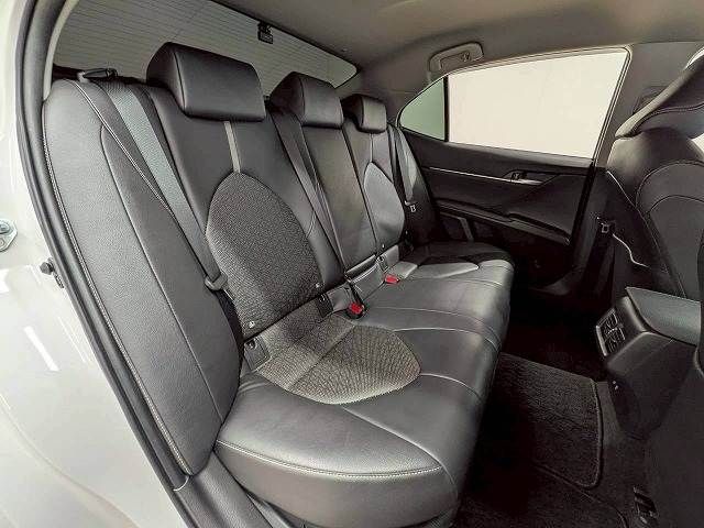 TOYOTA CAMRY HYBRID 2021 Image 31