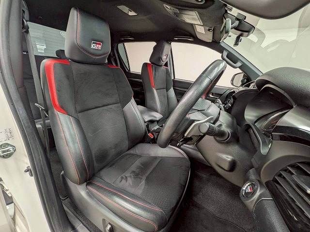 TOYOTA HILUX 4WD 2023 Image 31