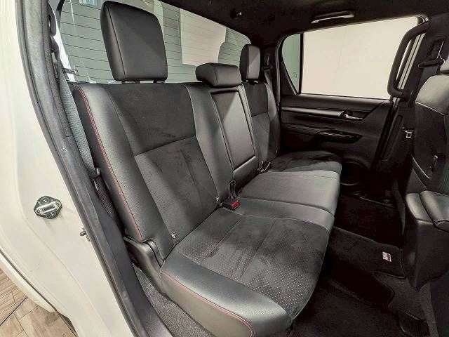TOYOTA HILUX 4WD 2023 Image 31