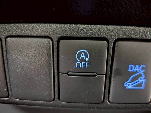 TOYOTA HILUX 4WD 2023 Image 31