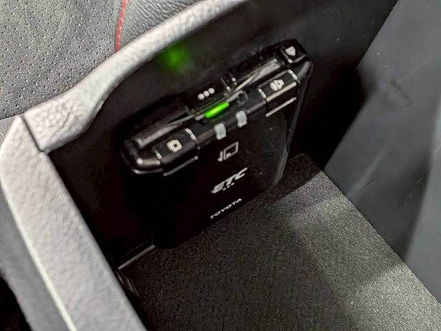 TOYOTA HILUX 4WD 2023 Image 31