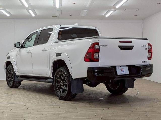TOYOTA HILUX 4WD 2023 Image 31