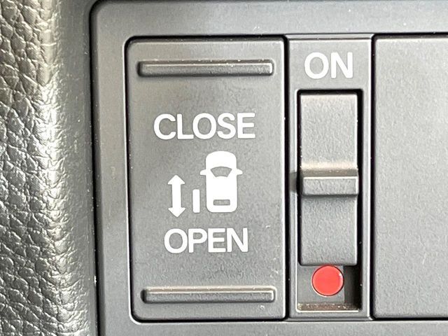 HONDA N BOX CUSTOM 2020 Image 31