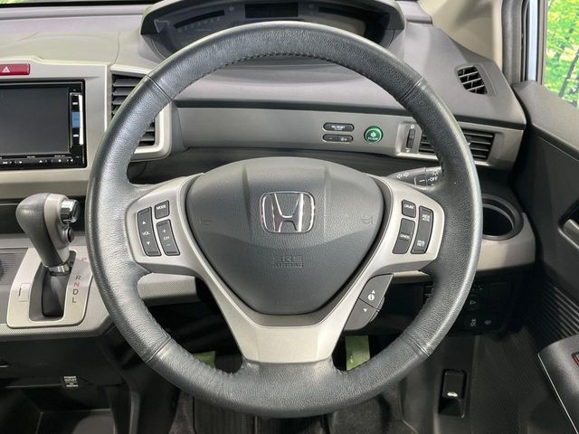 HONDA FREED HYBRID 2015 Image 31