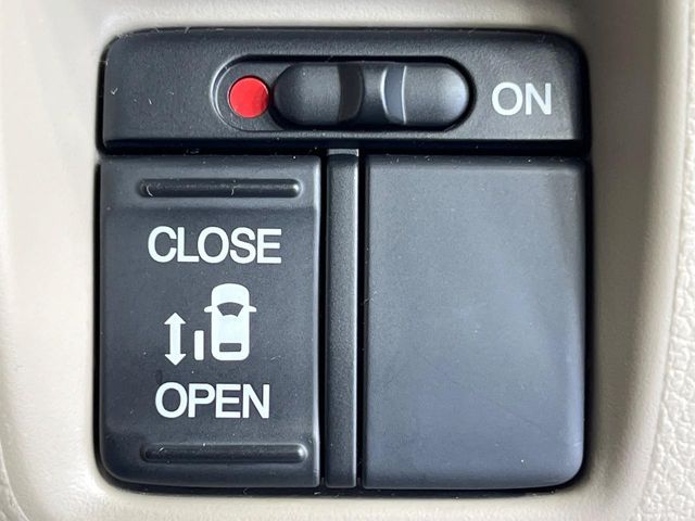 HONDA N BOX 2014 Image 31