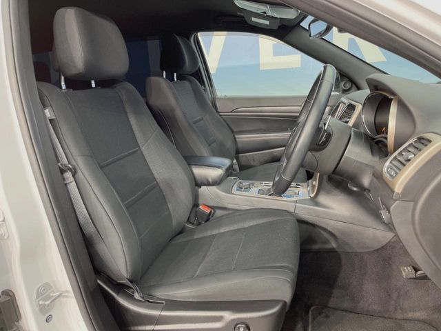 JEEP GRAND CHEROKEE 2018 Image 31