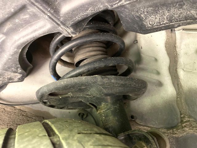 TOYOTA PRIUS ALPHA 2013 Image 31