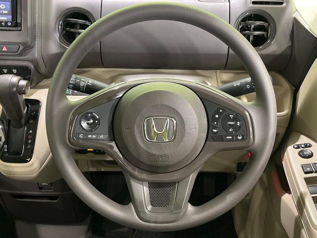 HONDA N BOX 2019 Image 31