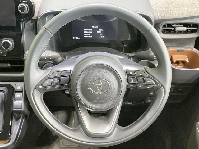 TOYOTA SIENTA HYBRID 2022 Image 31