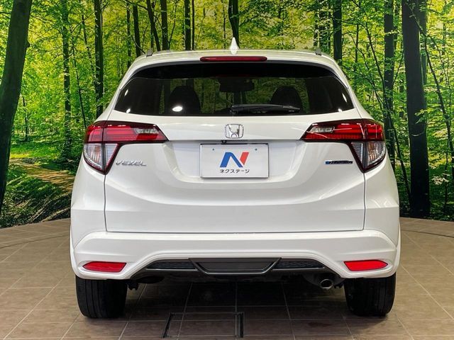 HONDA VEZEL HYBRID 2015 Image 31