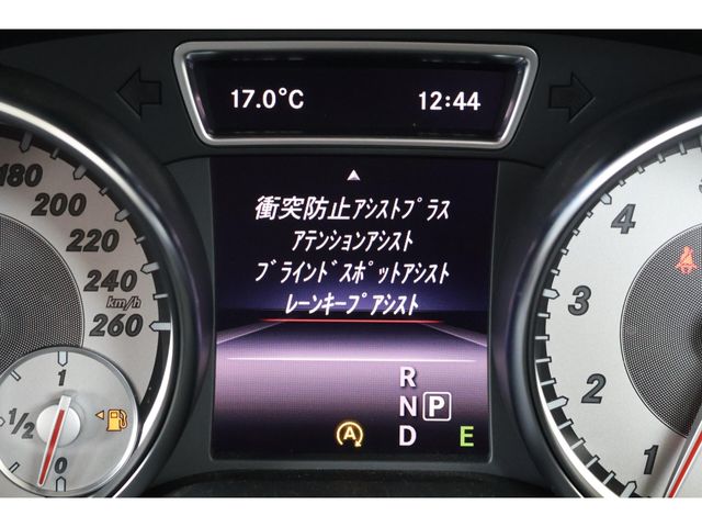 MERCEDES BENZ GLA CL 2015 Image 31