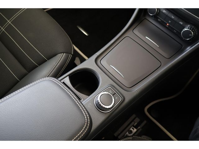 MERCEDES BENZ GLA CL 2015 Image 31