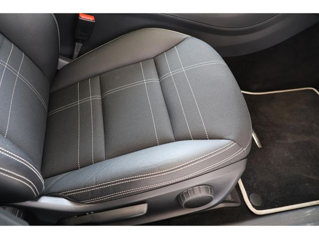 MERCEDES BENZ GLA CL 2015 Image 31