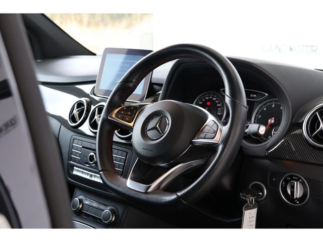 MERCEDES BENZ B CLAS 2017 Image 31