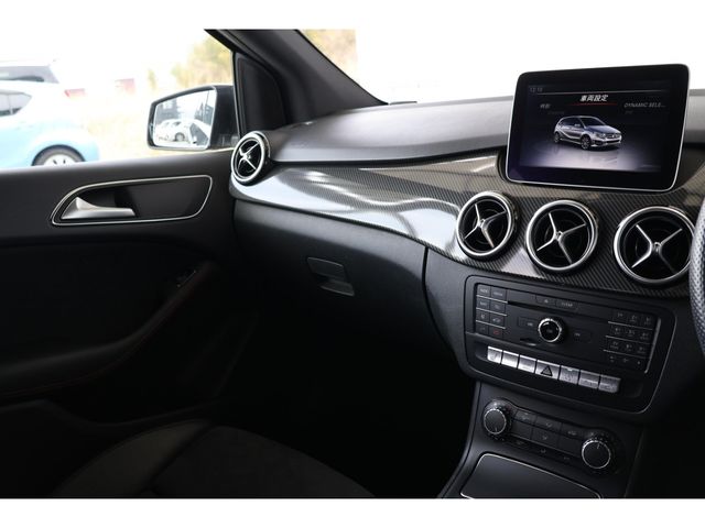 MERCEDES BENZ B CLAS 2017 Image 31