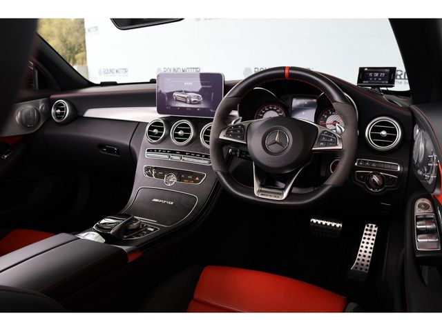 MERCEDES BENZ MERCEDES AMG CCLASS 2017 Image 31