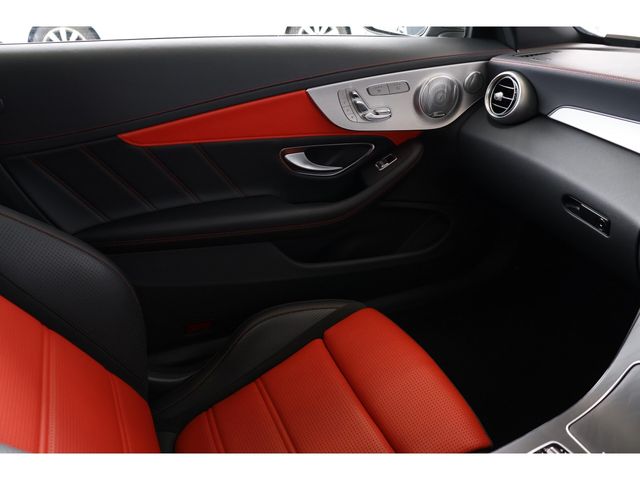 MERCEDES BENZ MERCEDES AMG CCLASS 2017 Image 31