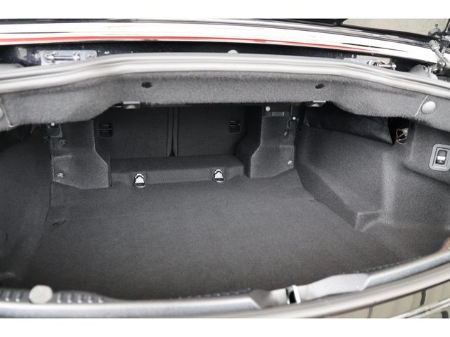 MERCEDES BENZ MERCEDES AMG CCLASS 2017 Image 31