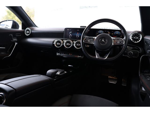 MERCEDES BENZ CLA SH 2020 Image 31