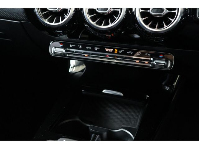 MERCEDES BENZ CLA SH 2020 Image 31