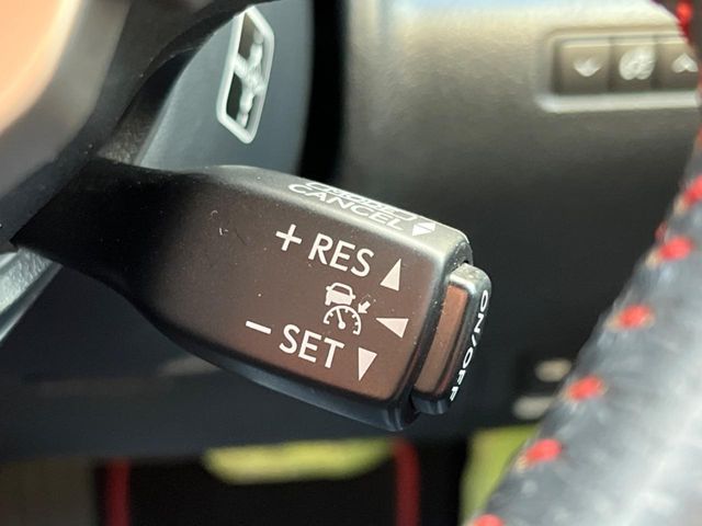 TOYOTA LEXUS IS300H 2015 Image 31