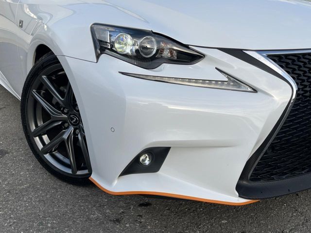 TOYOTA LEXUS IS300H 2015 Image 31