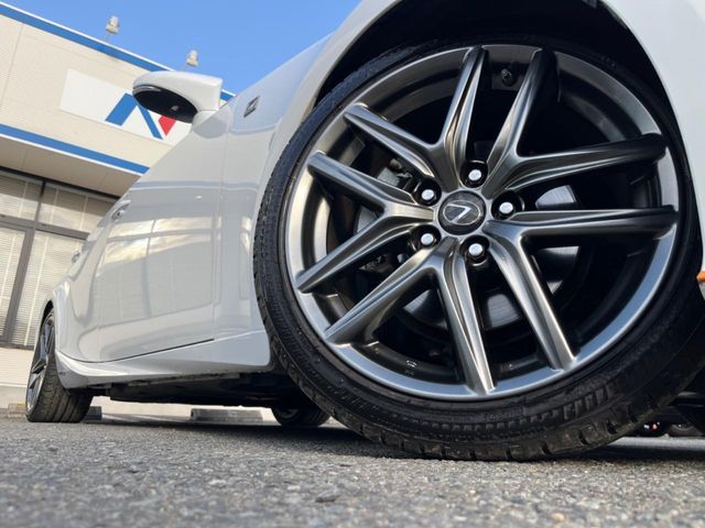 TOYOTA LEXUS IS300H 2015 Image 31