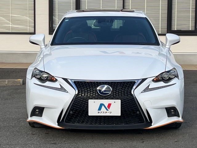 TOYOTA LEXUS IS300H 2015 Image 31