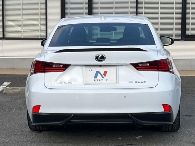 TOYOTA LEXUS IS300H 2015 Image 31