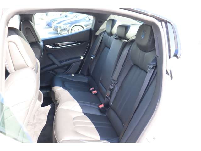 MASERATI GHIBLI SEDA 2024 Image 31