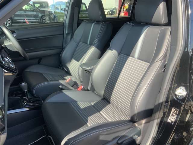 TOYOTA COROLLA FIELDER HYBR 2017 Image 31