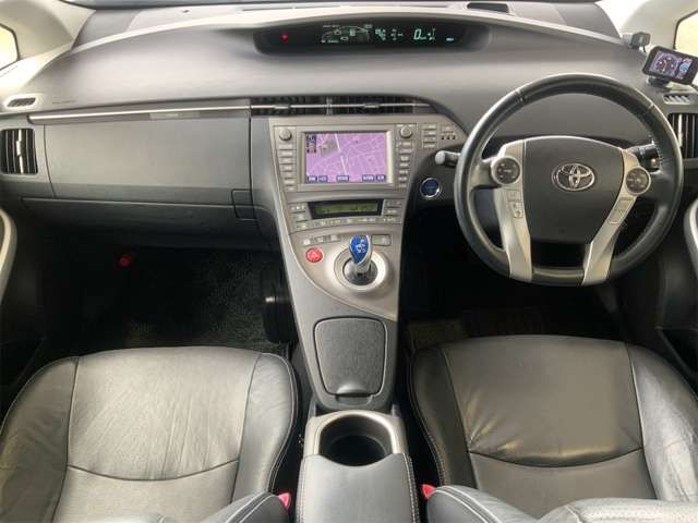 TOYOTA PRIUS 2013 Image 31