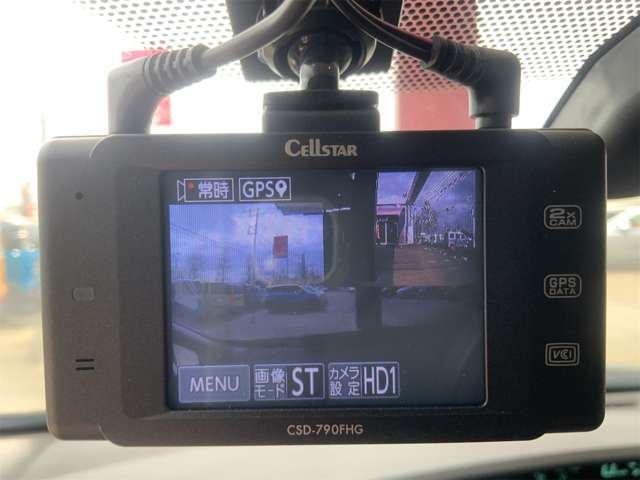 TOYOTA PRIUS 2013 Image 31