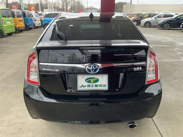TOYOTA PRIUS 2013 Image 31