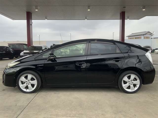 TOYOTA PRIUS 2013 Image 31