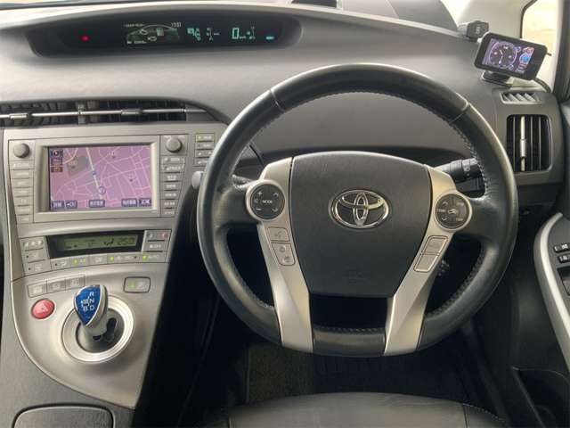 TOYOTA PRIUS 2013 Image 31
