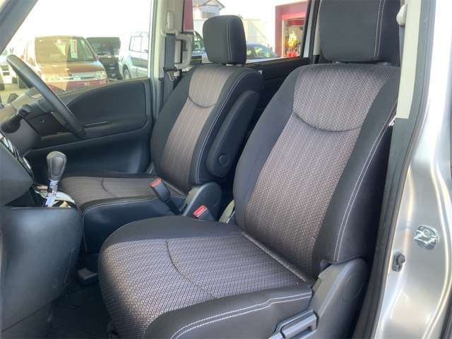 NISSAN SERENA  S-HYBRID 2014 Image 31