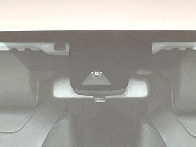 TOYOTA PRIUS 2020 Image 31