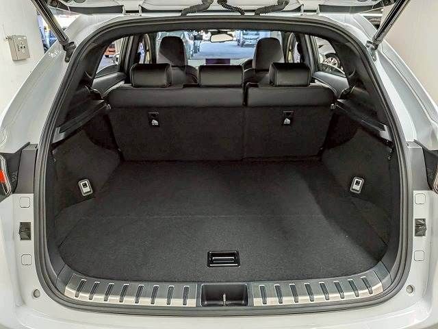 TOYOTA LEXUS NX300H 2018 Image 31