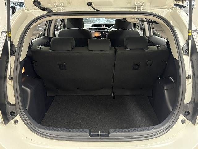 TOYOTA AQUA 2018 Image 31