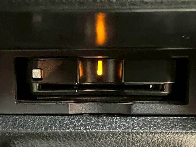 TOYOTA VOXY 2017 Image 31