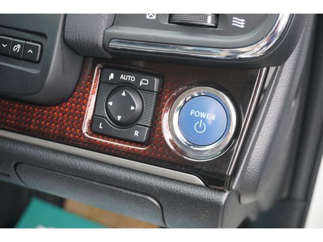 TOYOTA CROWN SEDAN HYBRID 2016 Image 31