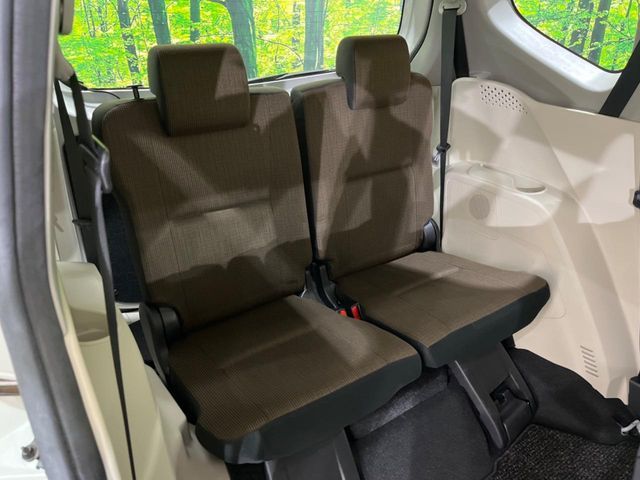 TOYOTA SIENTA 2017 Image 31