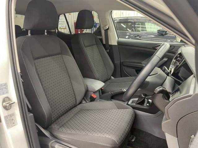 VOLKSWAGEN T-CROSS 2021 Image 31