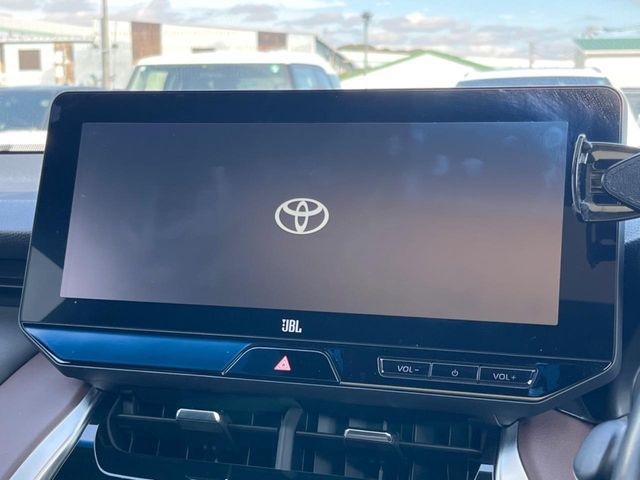 TOYOTA HARRIER HYBRID 2023 Image 31