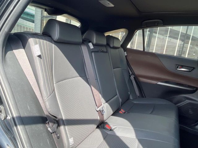 TOYOTA HARRIER HYBRID 2023 Image 31