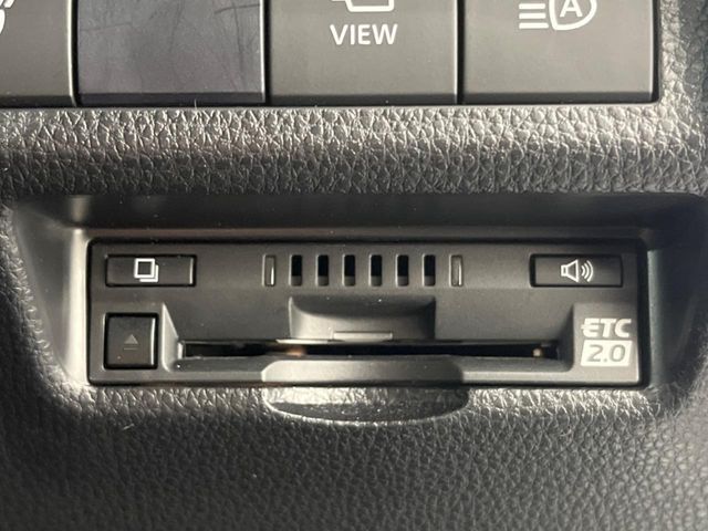 TOYOTA RAV4 HYBRID 4WD 2021 Image 31